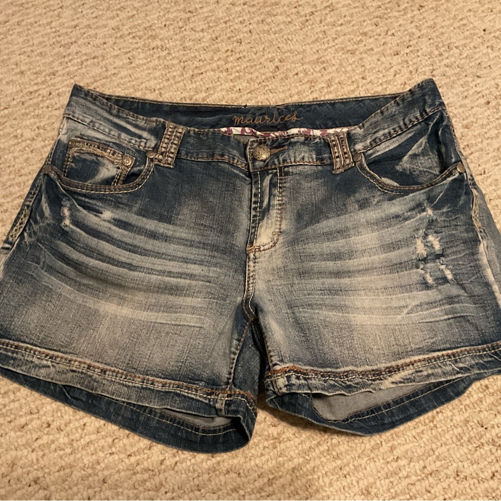 Maurices Women's Plus Size Blue Denim Shorts, size 18